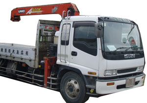 isuzu_white.jpg.f99719e44eff3c23118444f63c04712e.jpg