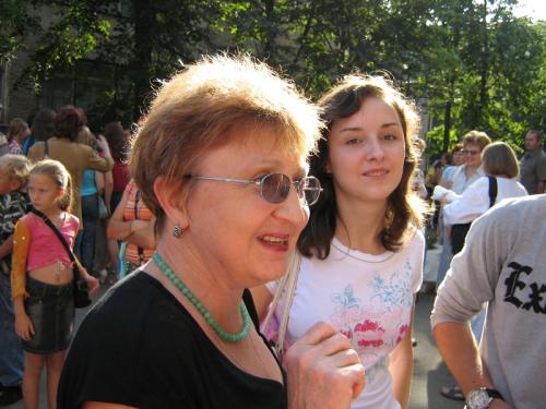 post-2547-1157036035_thumb.jpg