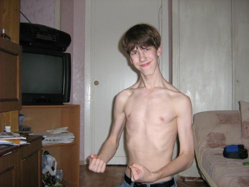 post-2547-1157550159_thumb.jpg