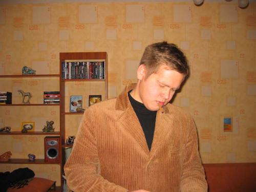 post-8-1097761293_thumb.jpg
