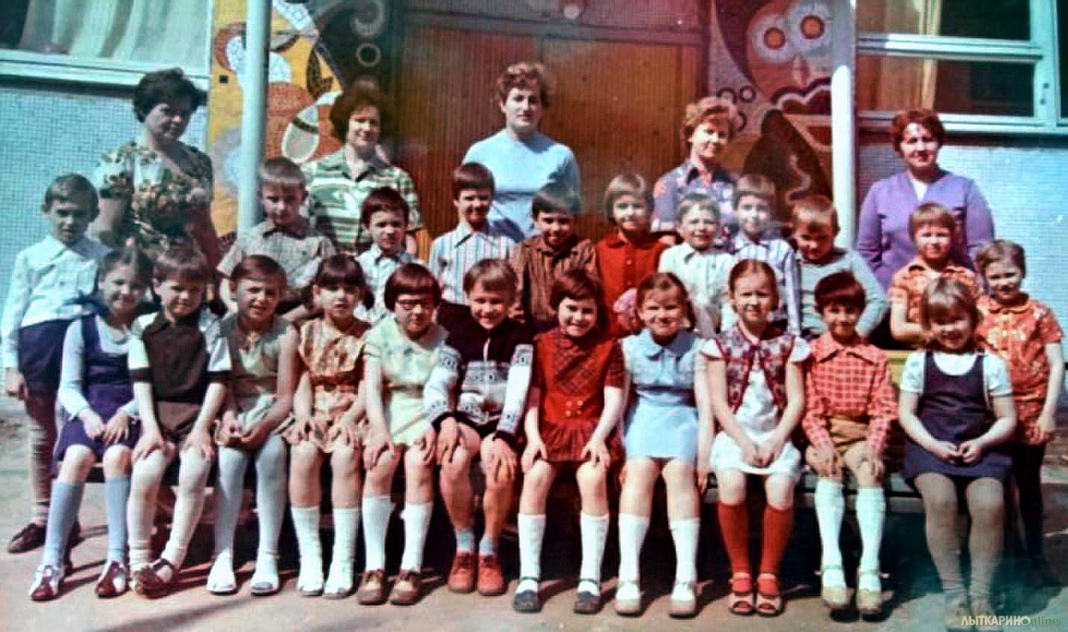 1981 год. 1 Сентября 1981 год. 1981 Год СССР У детей. Фотографии 1981. Детские сады Белгорода 1981 год.